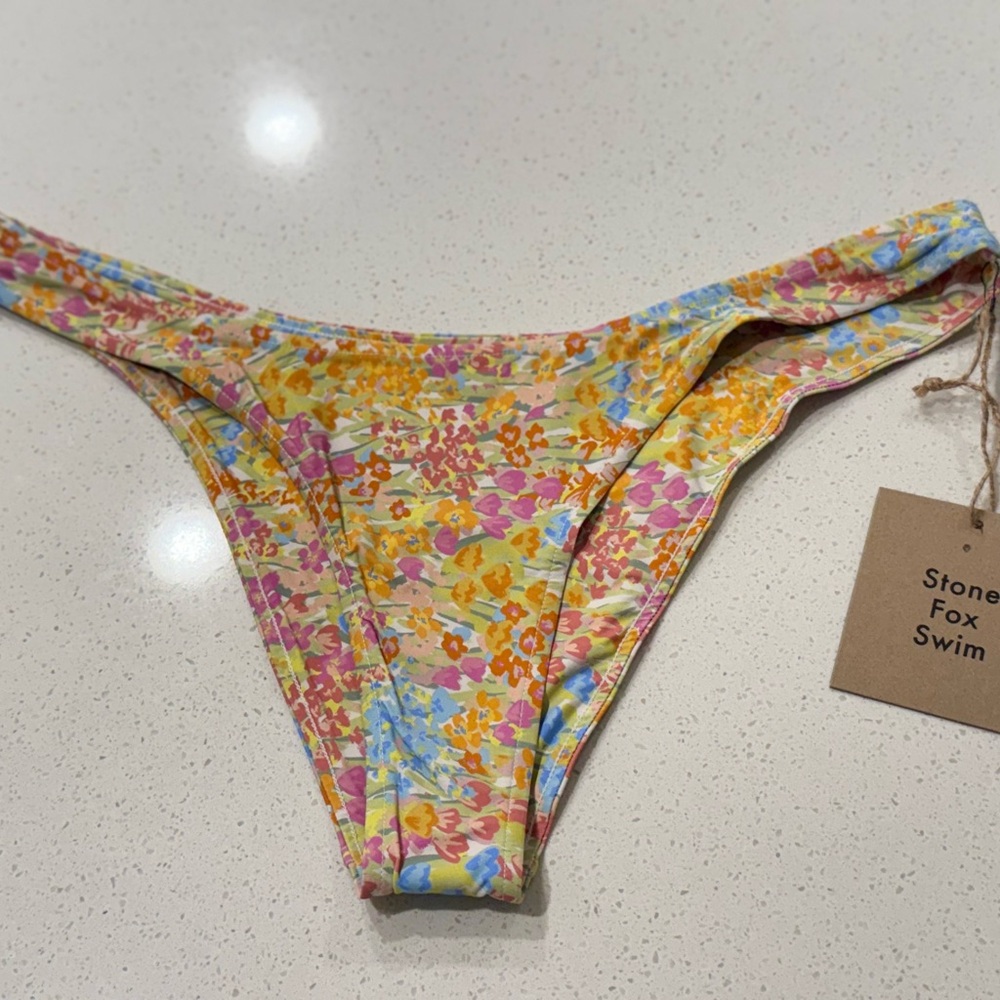 NWT Stone Fox Swim Luka Bikini Bottom in Flower Fields Print Size XL - Picture 4 of 10